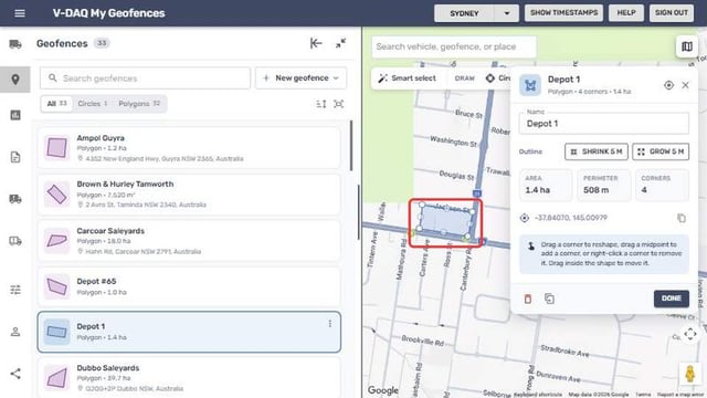 Corner and midpoint handles on the map